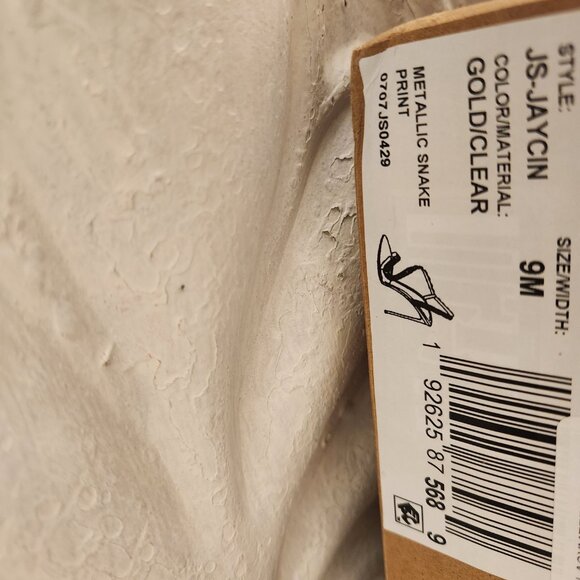 Jessica Simpson "Jaycin" Gold Embossed Heeled Sandals. NIB. Size 9 - Picture 3 of 9